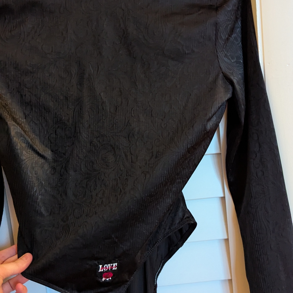 Black Long Sleeve Snap Button Top - image 4